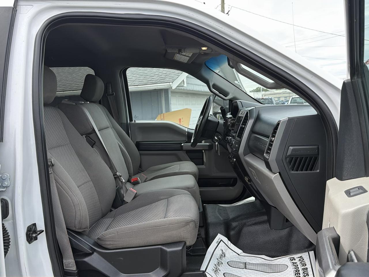 Ford Super Duty F-350 SRW Crew Cab 176" WB XLT 4WD 2019