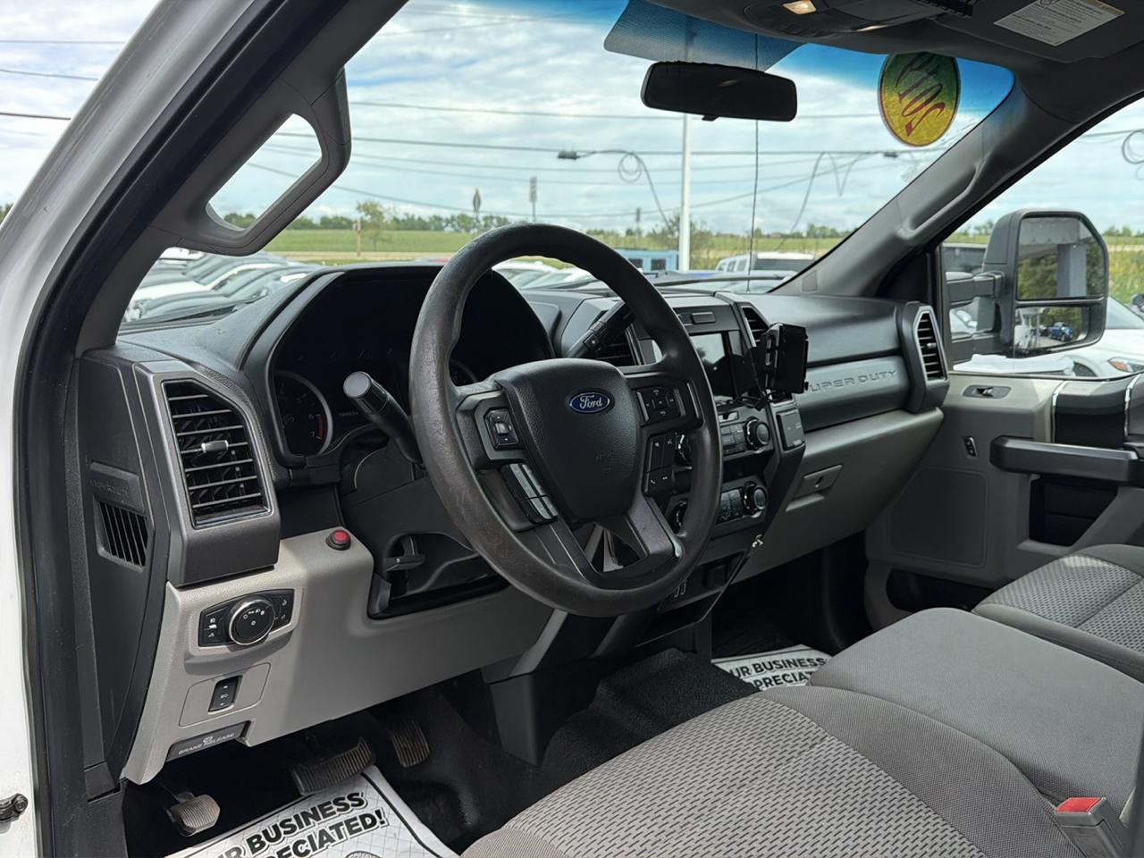 Ford Super Duty F-350 SRW Crew Cab 176" WB XLT 4WD 2019