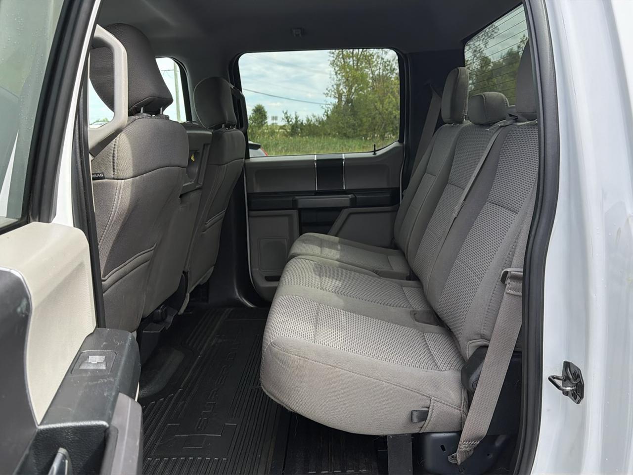 Ford Super Duty F-350 SRW Crew Cab 176" WB XLT 4WD 2019