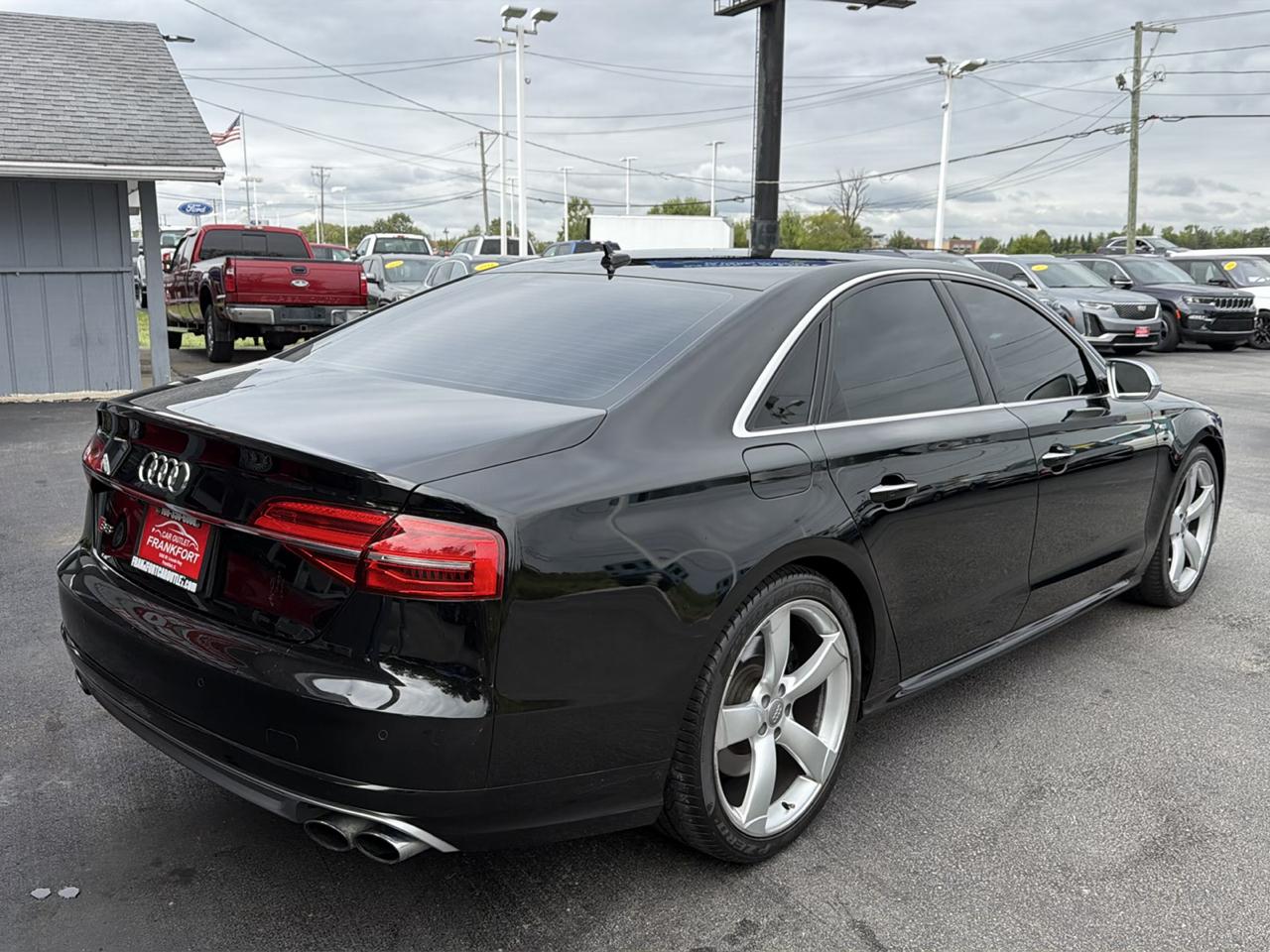 Audi S8 4dr Sdn 2015