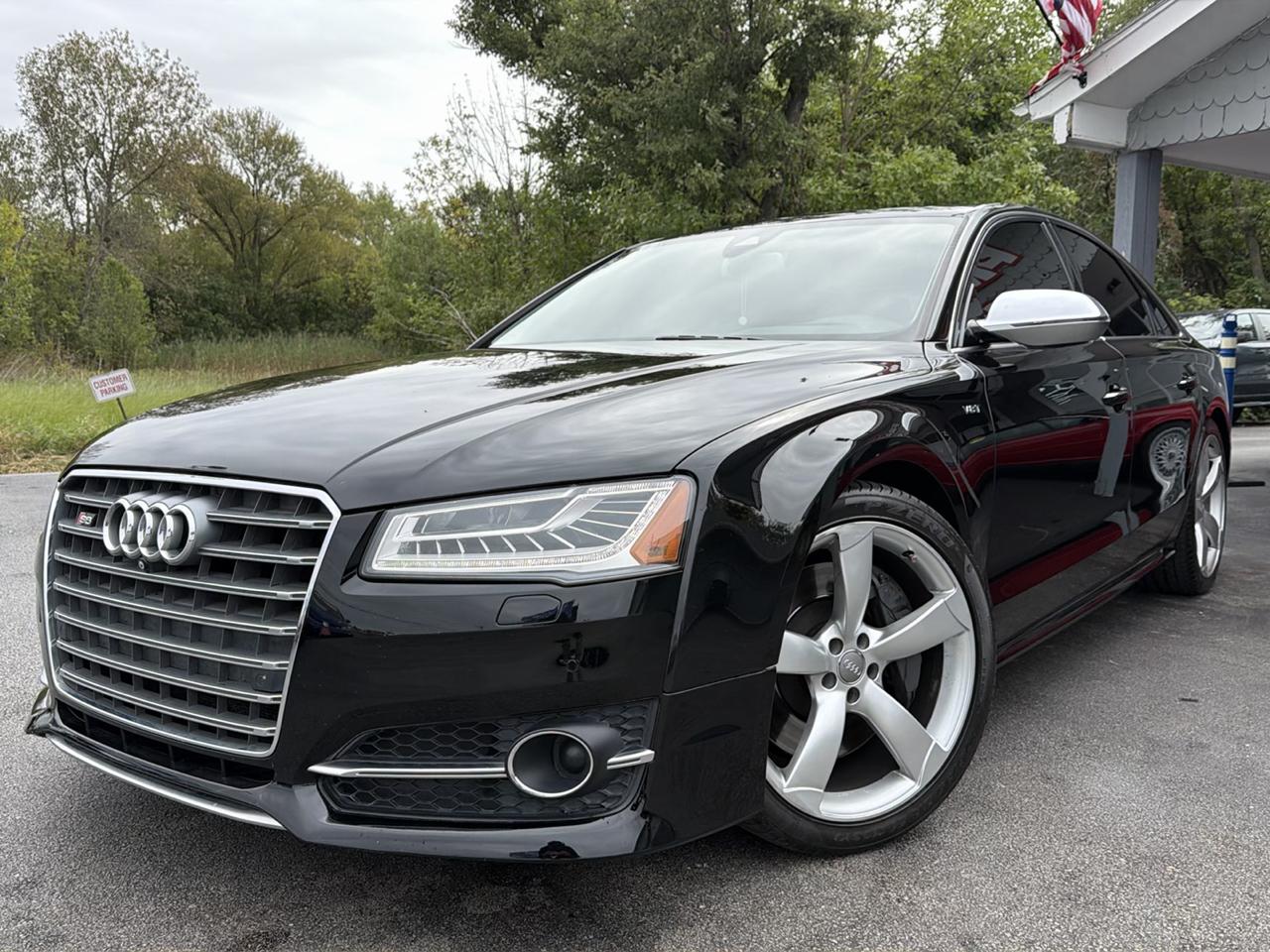 Audi S8 4dr Sdn 2015