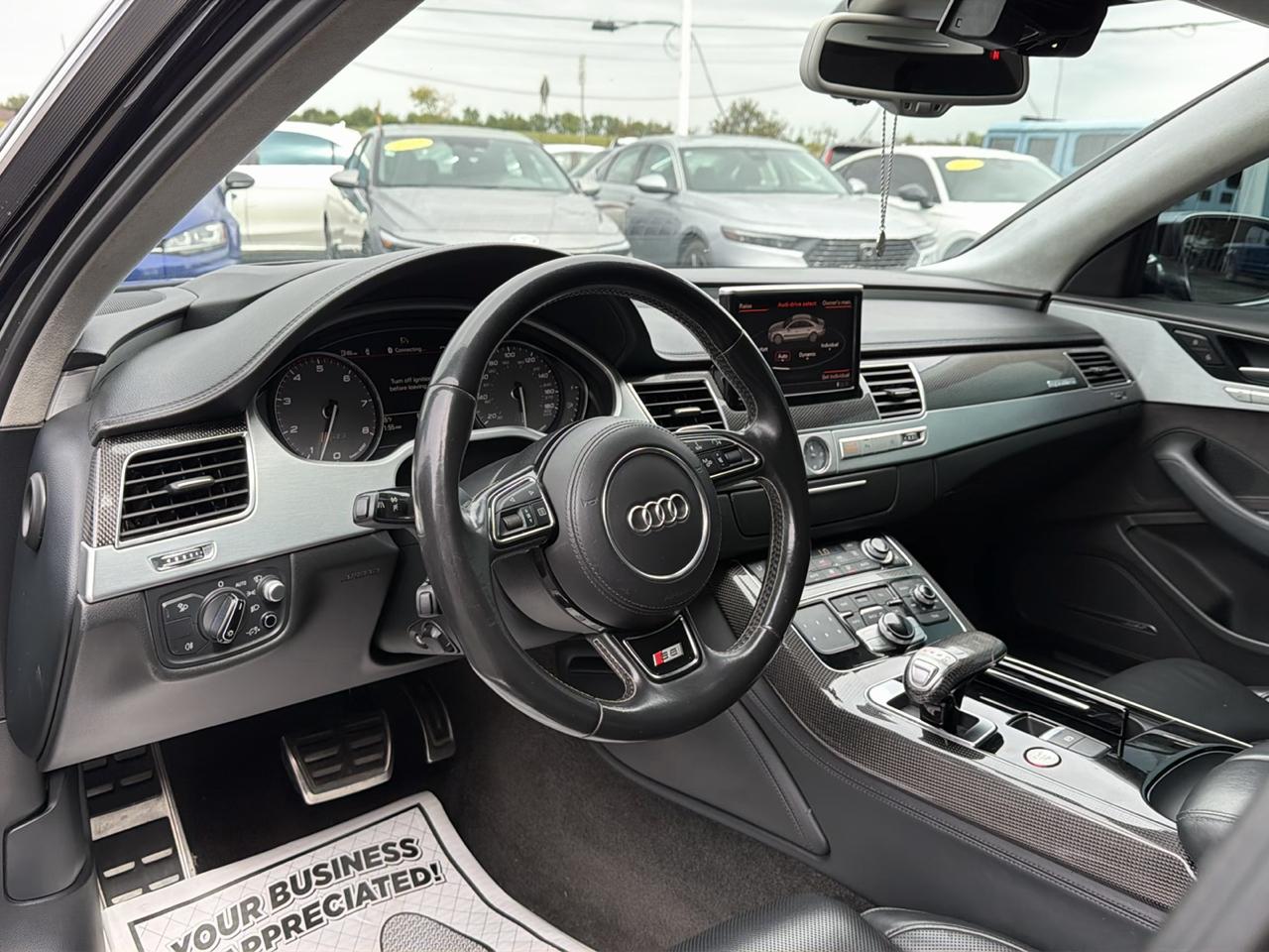 Audi S8 4dr Sdn 2015