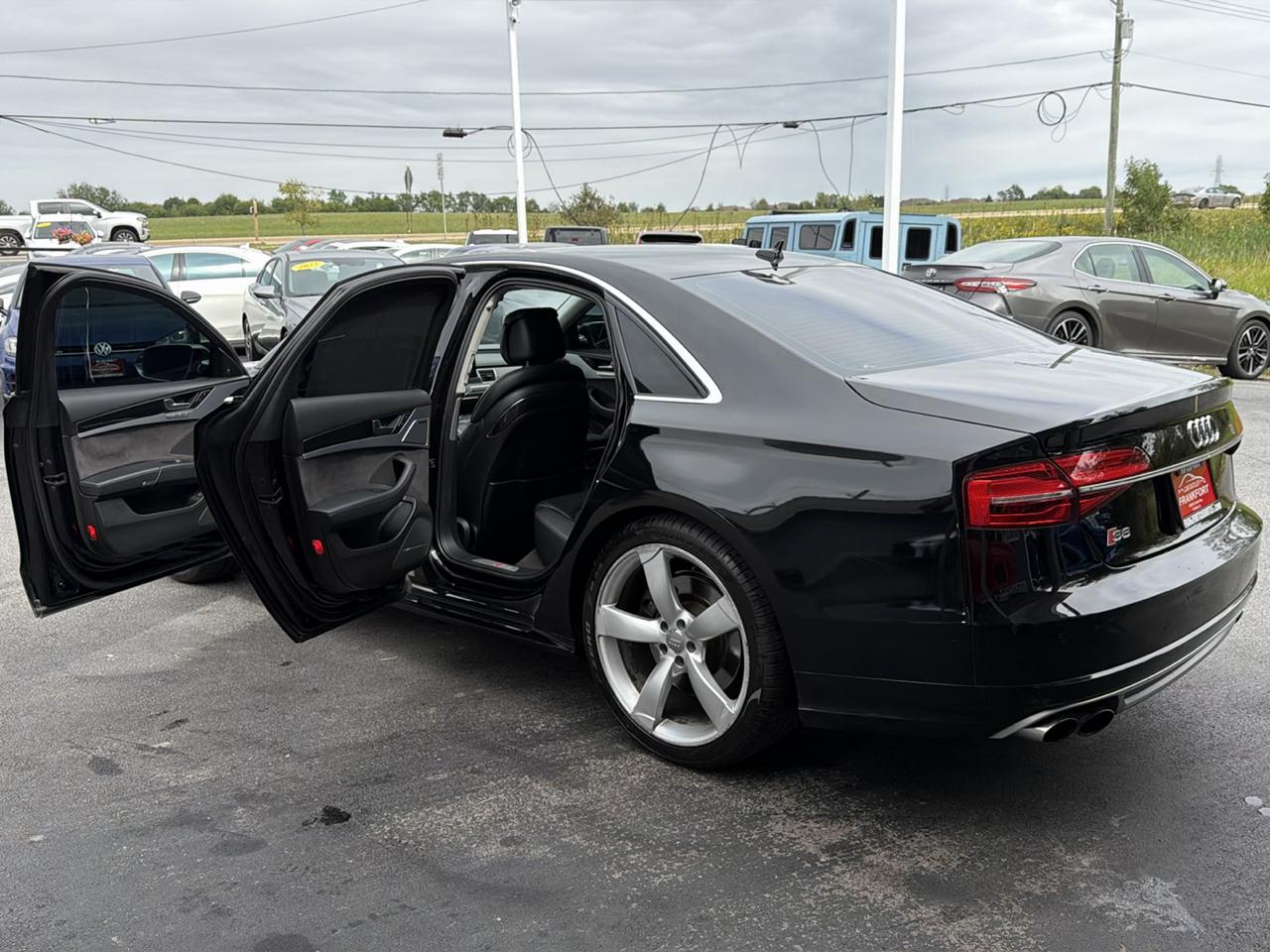 Audi S8 4dr Sdn 2015