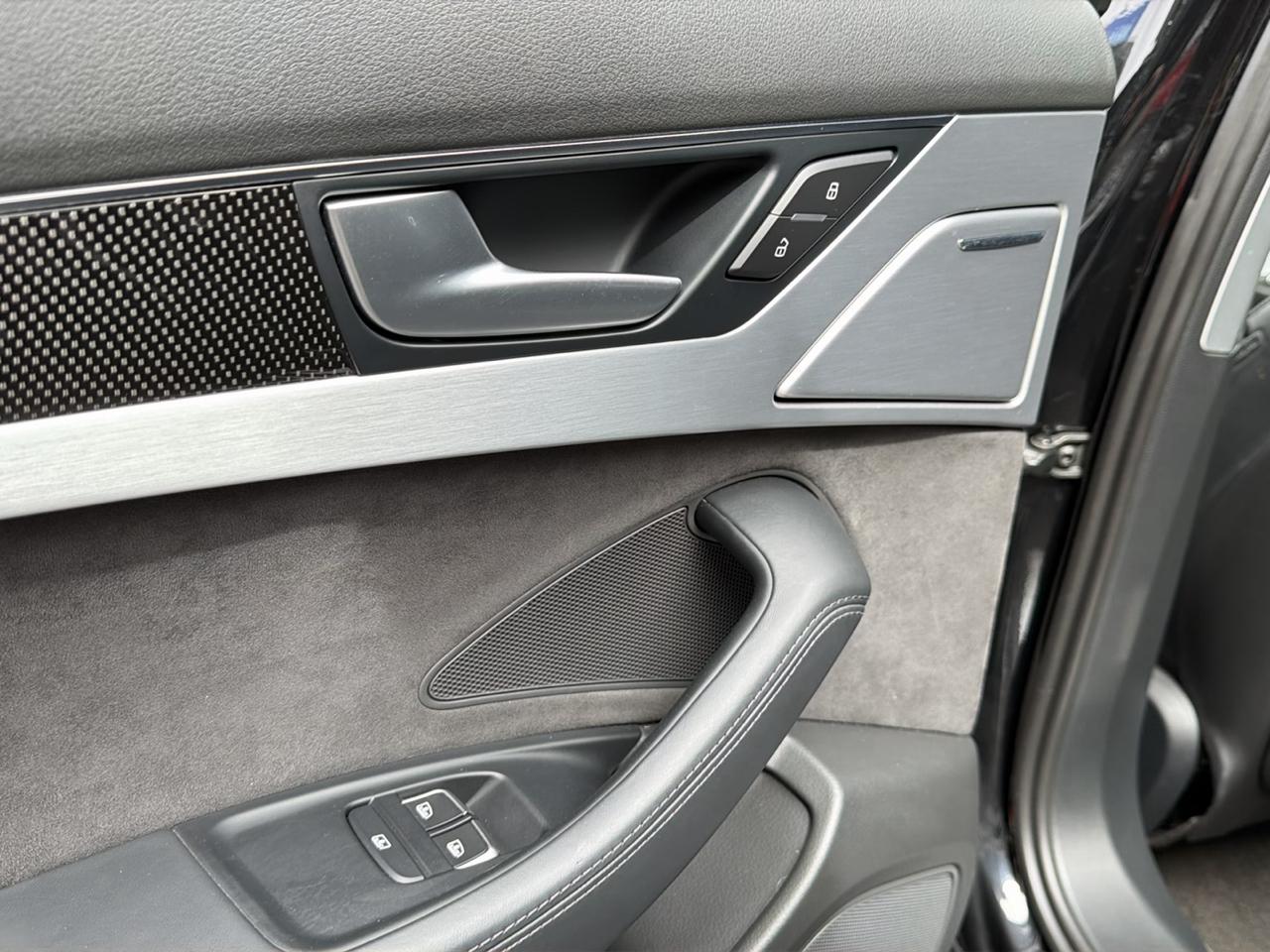 Audi S8 4dr Sdn 2015
