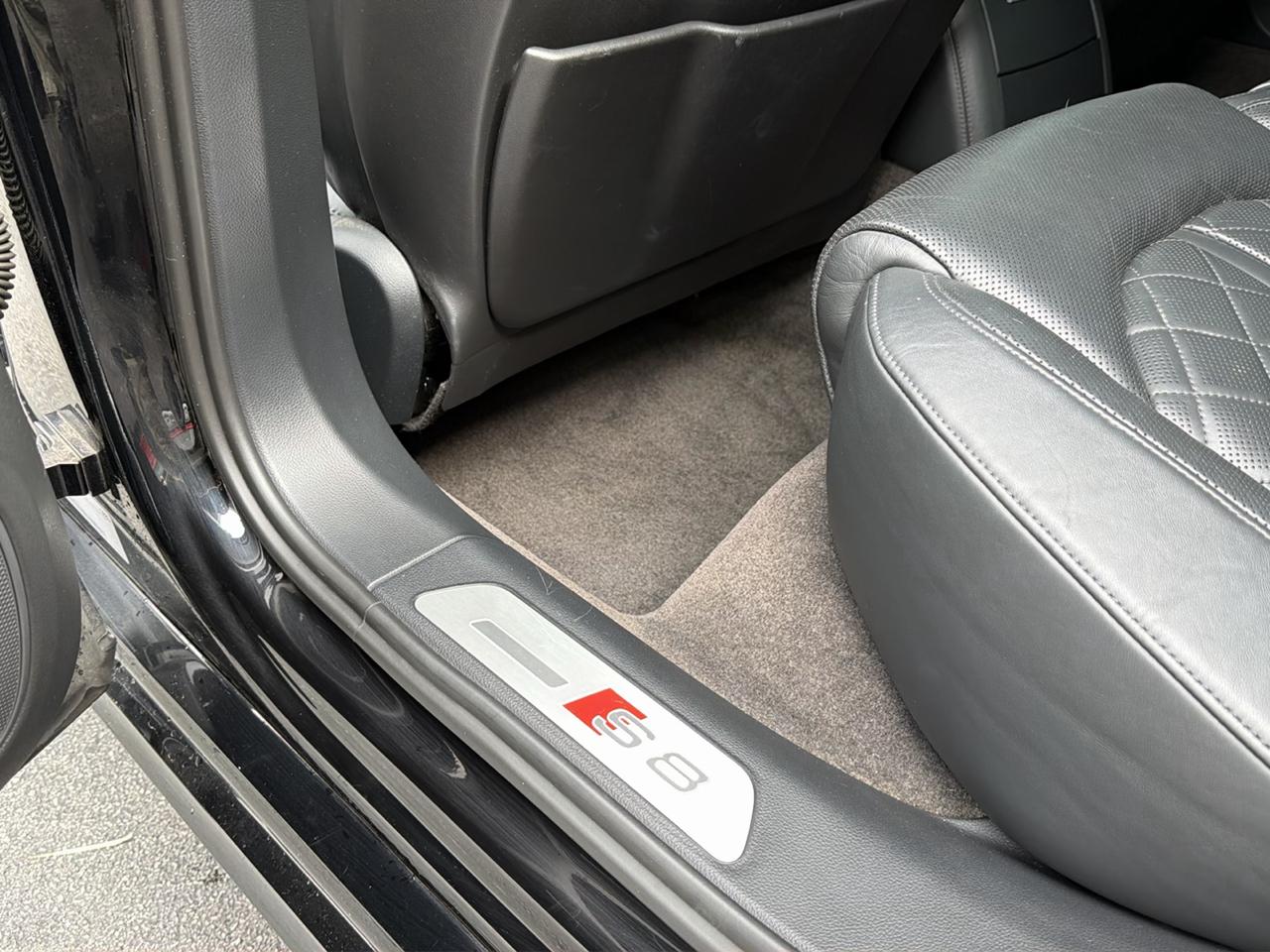 Audi S8 4dr Sdn 2015
