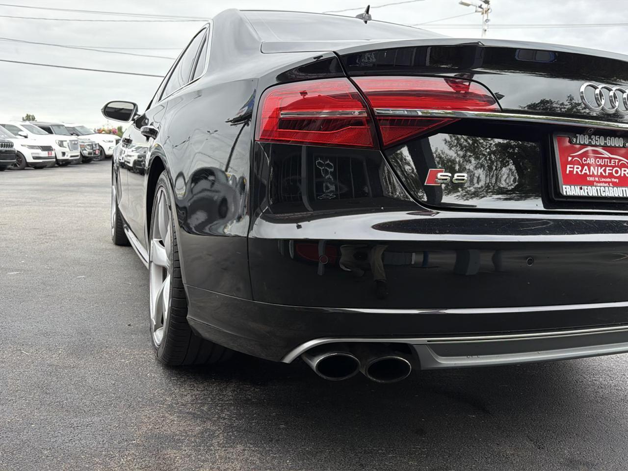 Audi S8 4dr Sdn 2015