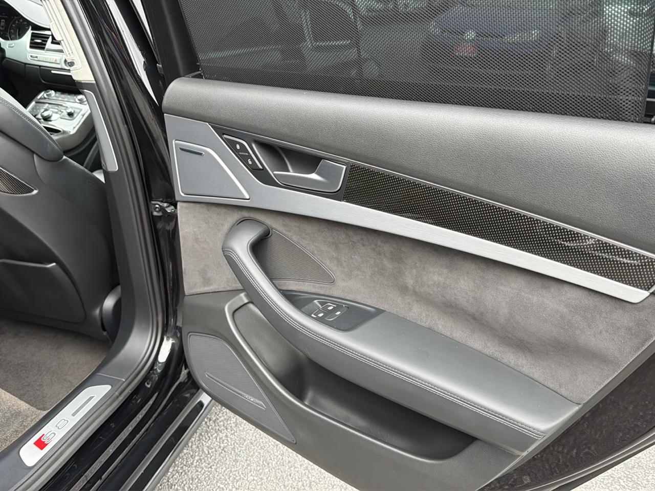 Audi S8 4dr Sdn 2015