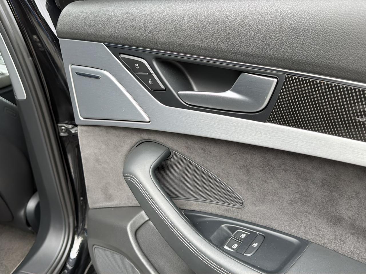 Audi S8 4dr Sdn 2015