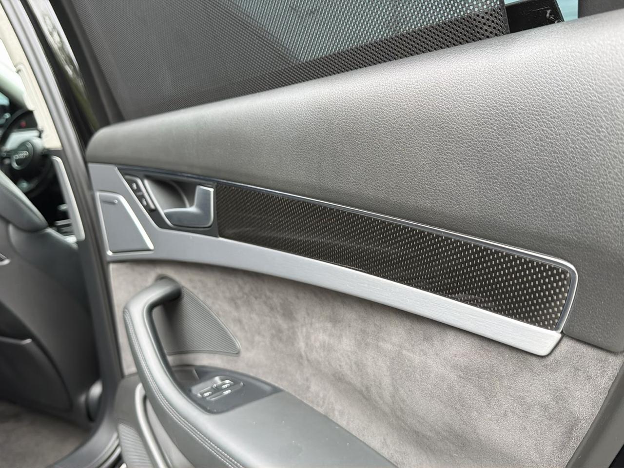 Audi S8 4dr Sdn 2015