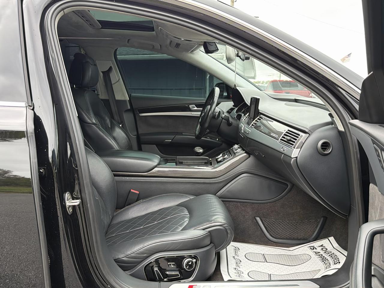 Audi S8 4dr Sdn 2015