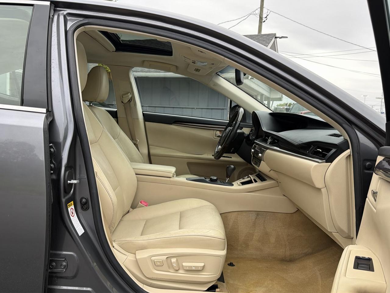 Lexus ES 350 4dr Sdn 2013