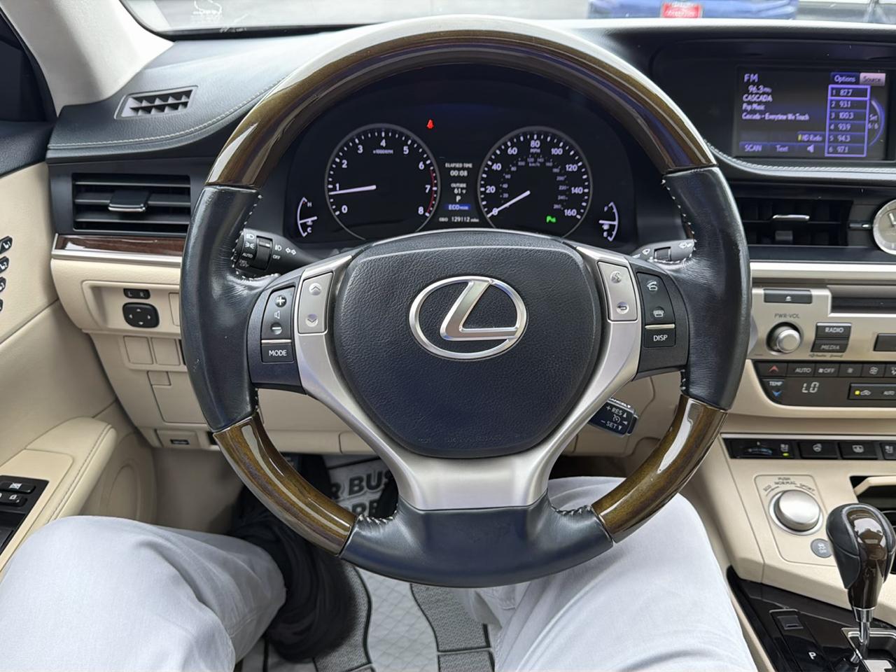 Lexus ES 350 4dr Sdn 2013