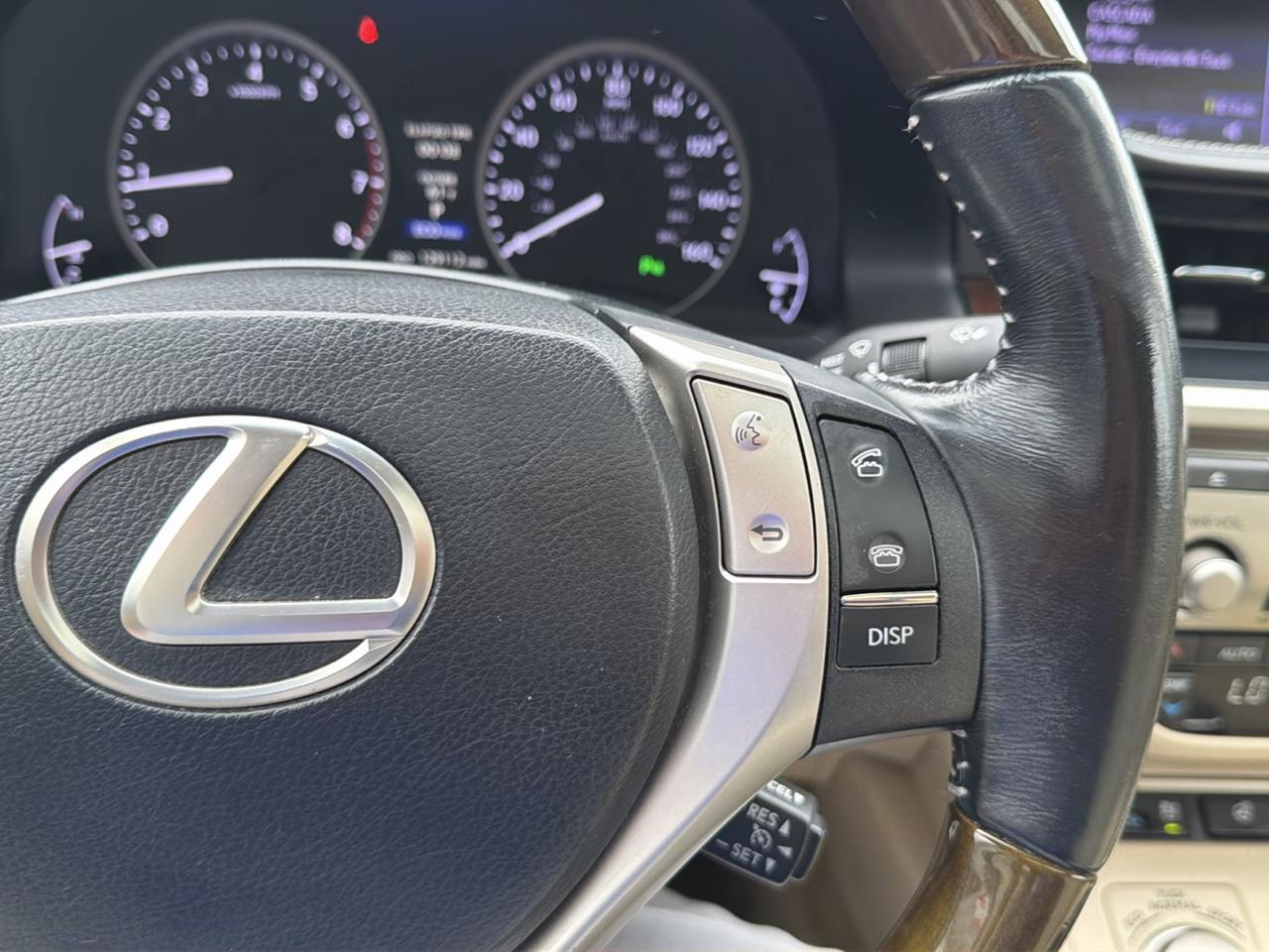 Lexus ES 350 4dr Sdn 2013