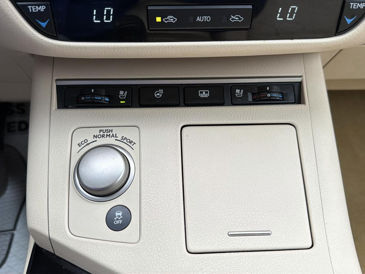 Lexus ES 350 4dr Sdn 2013