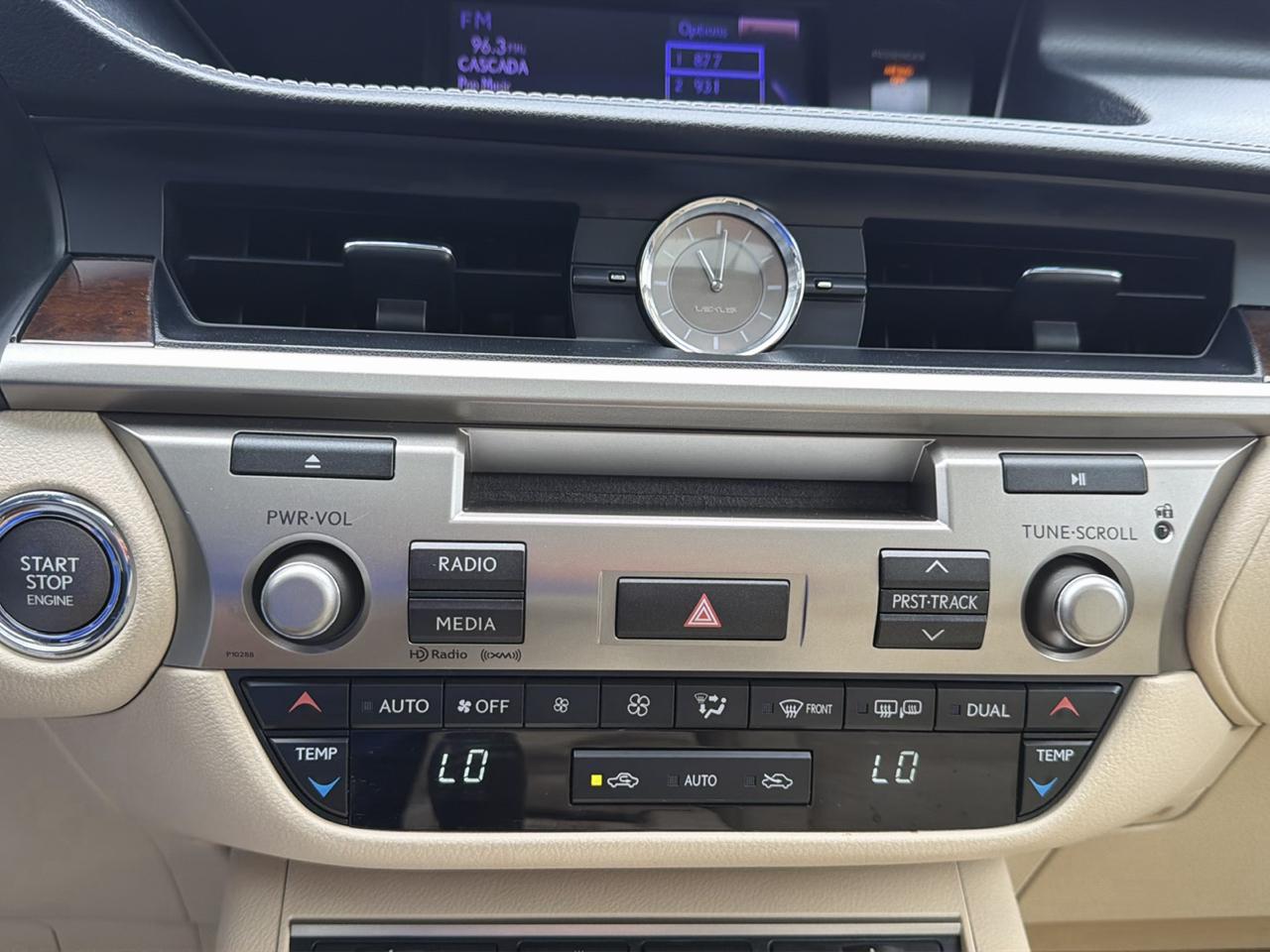 Lexus ES 350 4dr Sdn 2013