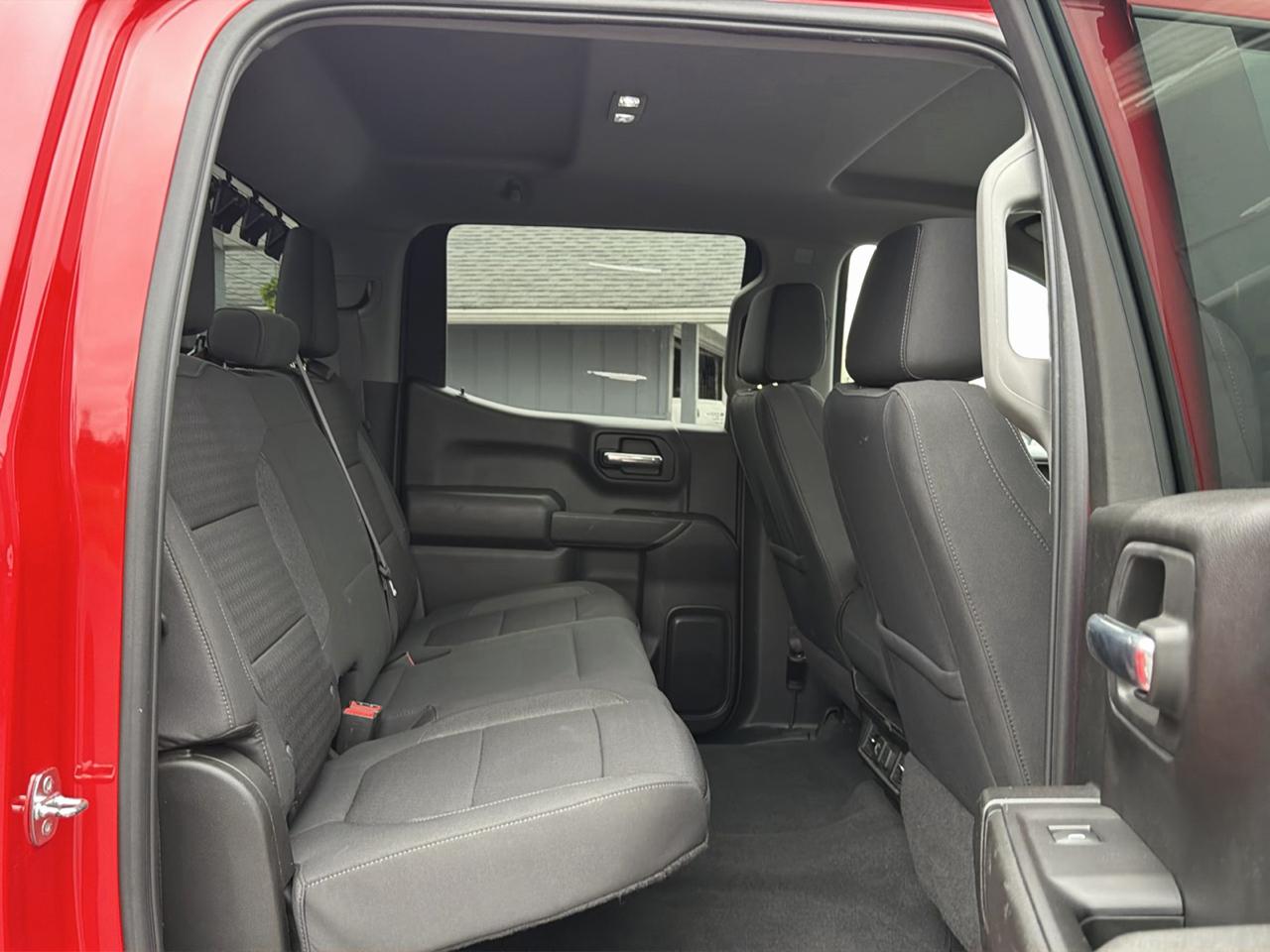 Chevrolet Silverado 1500 LTD 4WD Crew Cab 147" LT w/1LT 2022