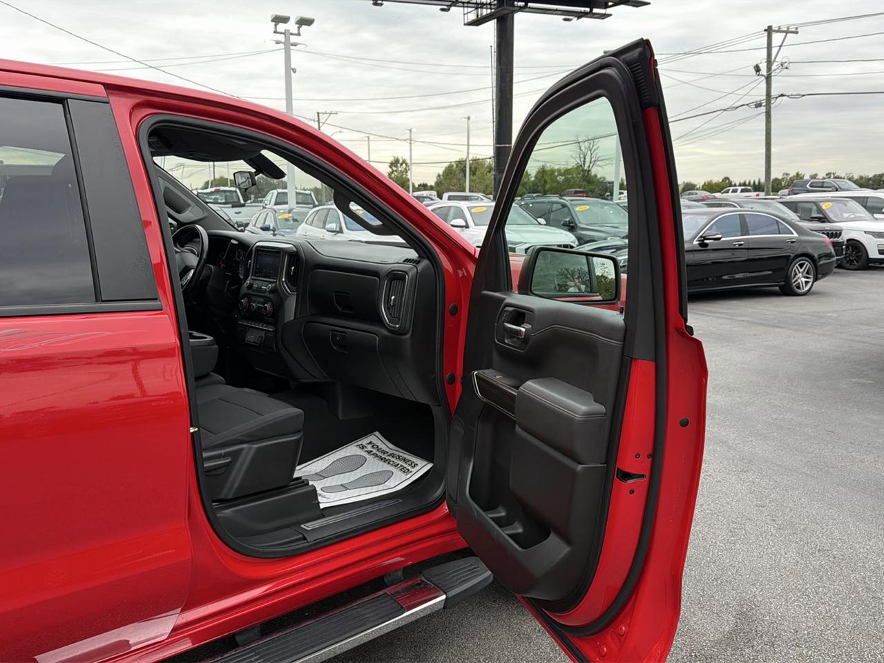 Chevrolet Silverado 1500 LTD 4WD Crew Cab 147" LT w/1LT 2022