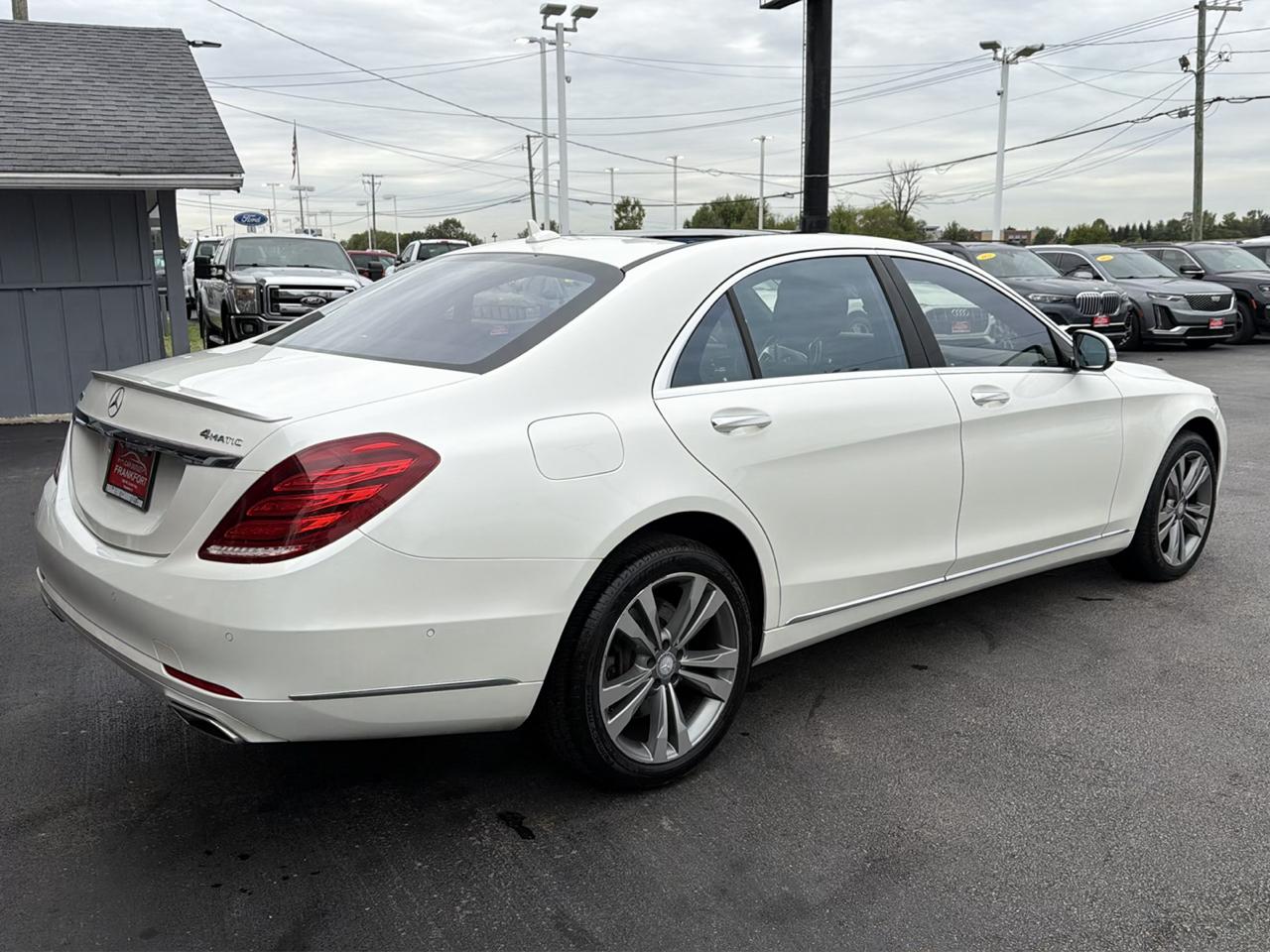 Mercedes-Benz S-Class 4dr Sdn S 550 4MATIC 2015