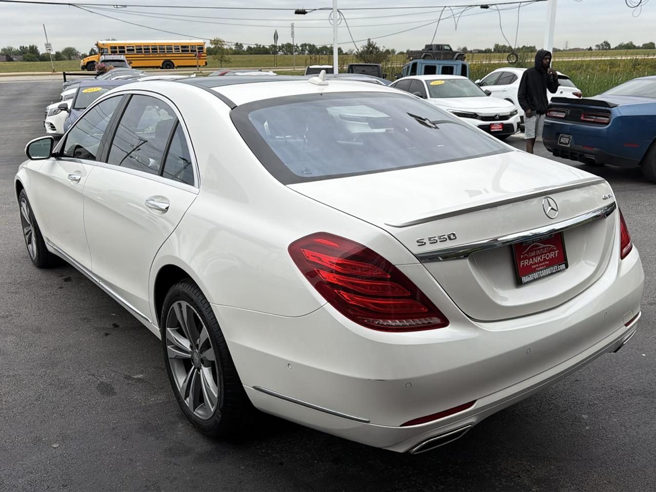 Mercedes-Benz S-Class 4dr Sdn S 550 4MATIC 2015