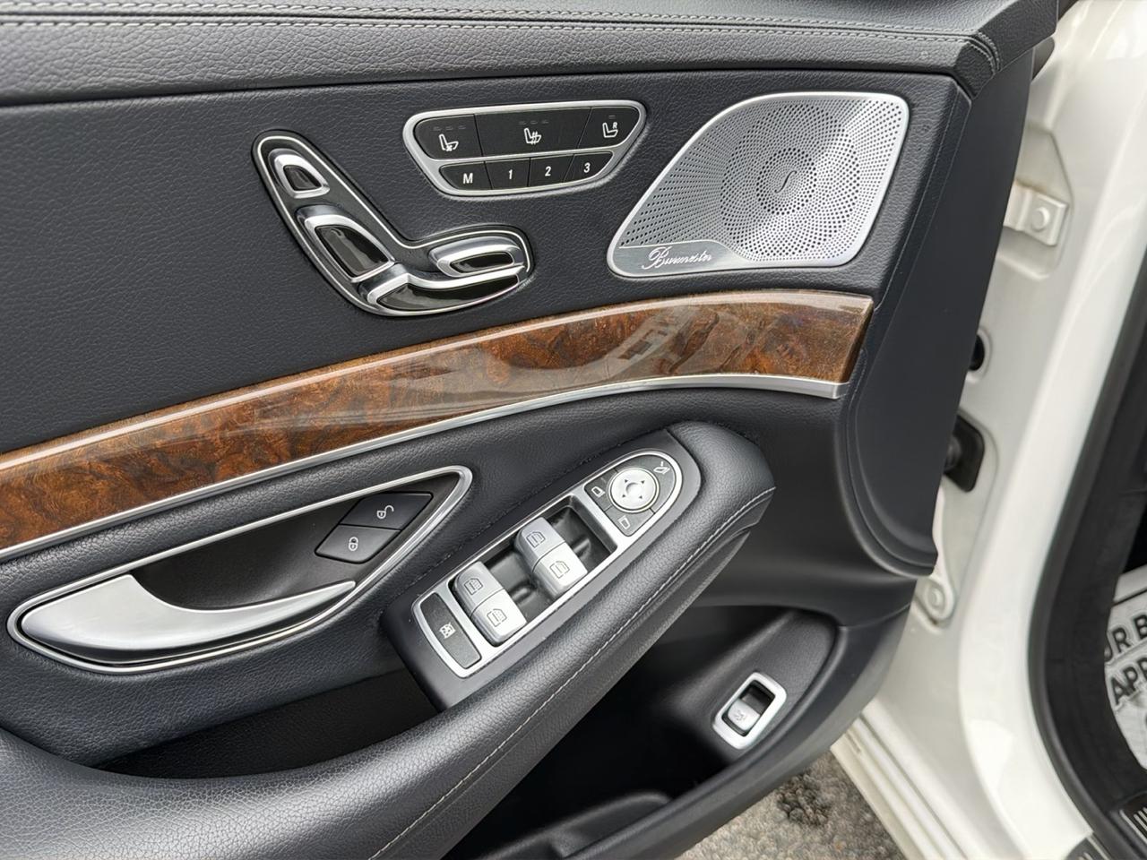 Mercedes-Benz S-Class 4dr Sdn S 550 4MATIC 2015