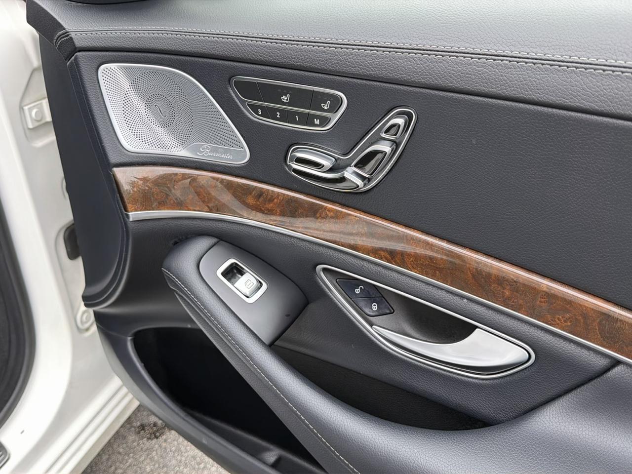 Mercedes-Benz S-Class 4dr Sdn S 550 4MATIC 2015