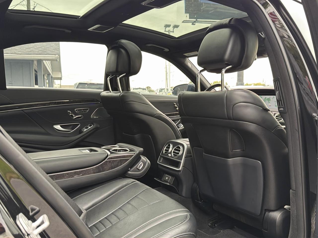 Mercedes-Benz S-Class S 550 4MATIC Sedan 2017