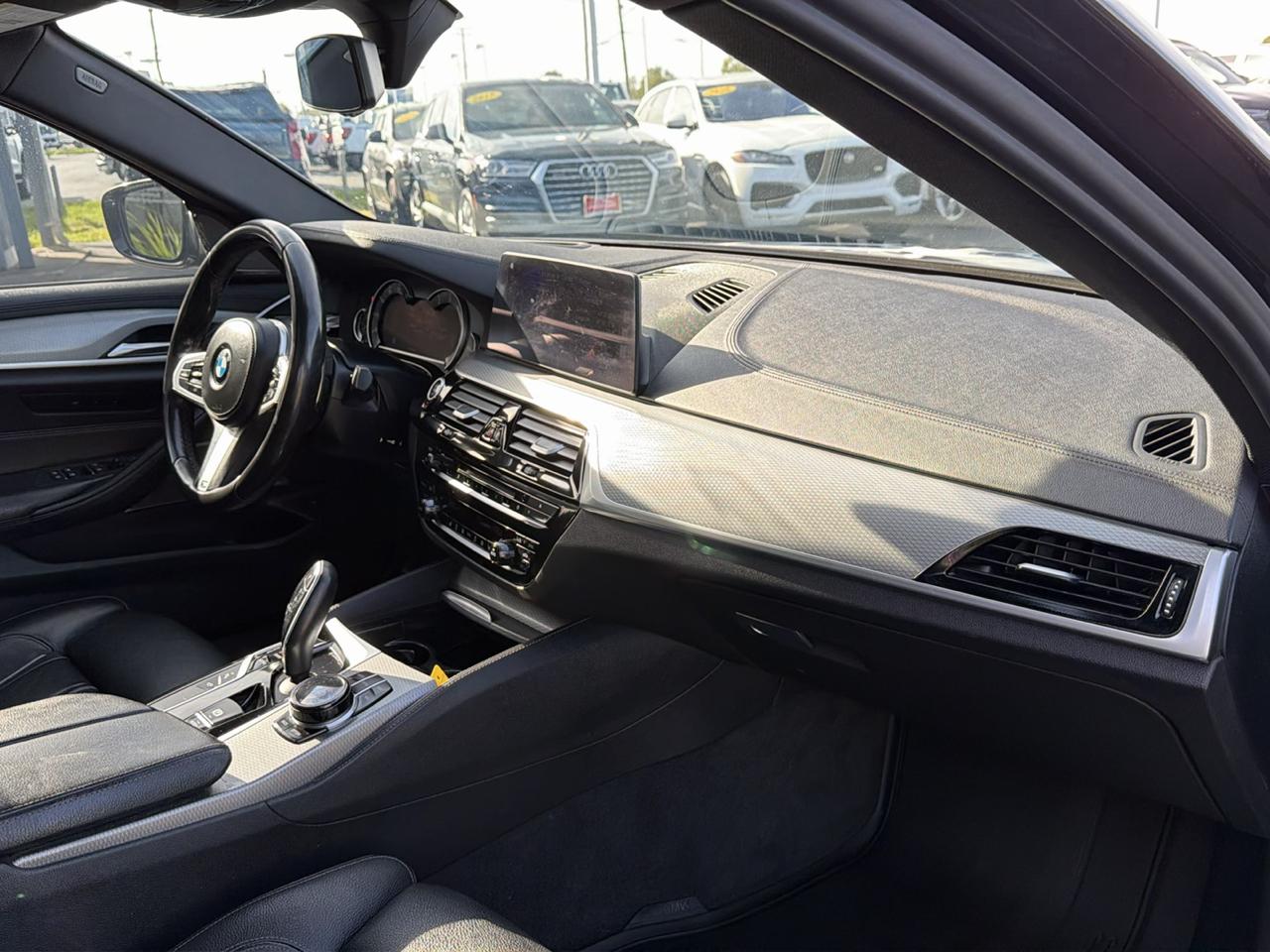 BMW 5 Series M550i xDrive Sedan 2018