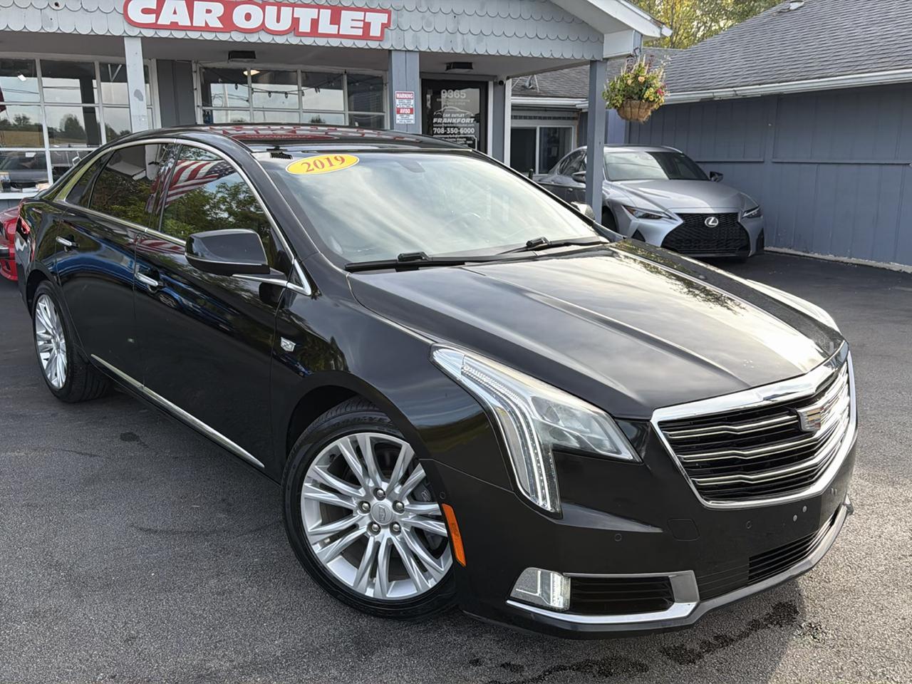 Cadillac XTS 4dr Sdn Luxury FWD 2019