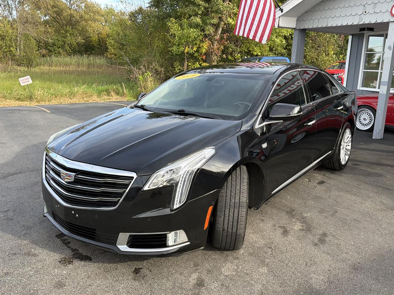 Cadillac XTS 4dr Sdn Luxury FWD 2019