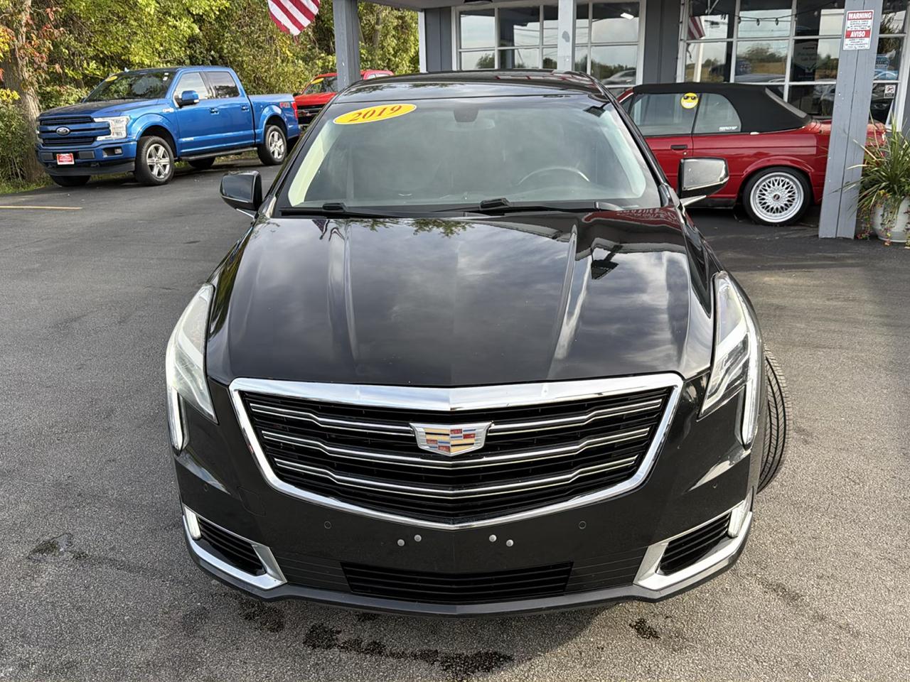 Cadillac XTS 4dr Sdn Luxury FWD 2019