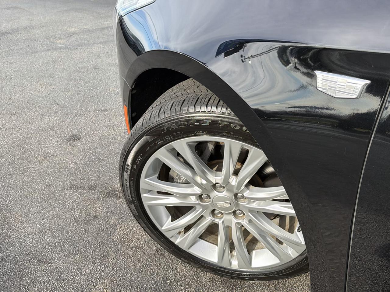 Cadillac XTS 4dr Sdn Luxury FWD 2019