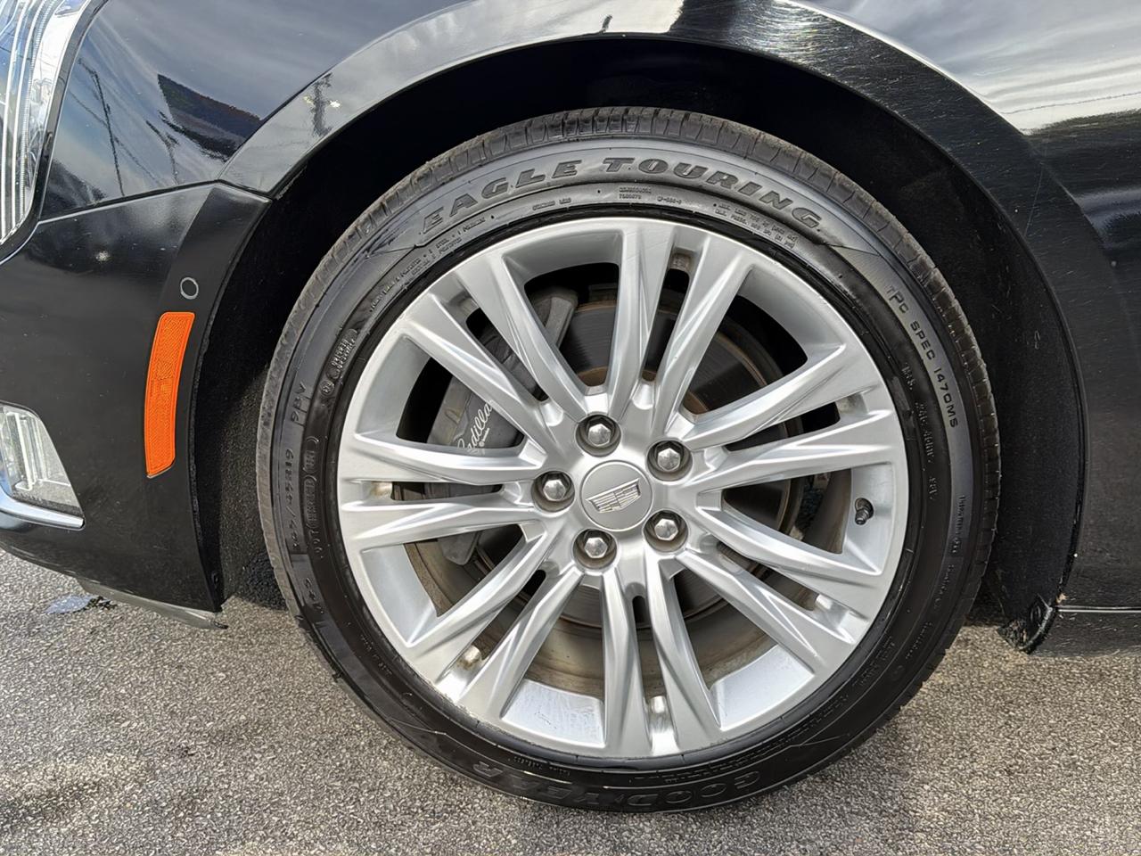 Cadillac XTS 4dr Sdn Luxury FWD 2019