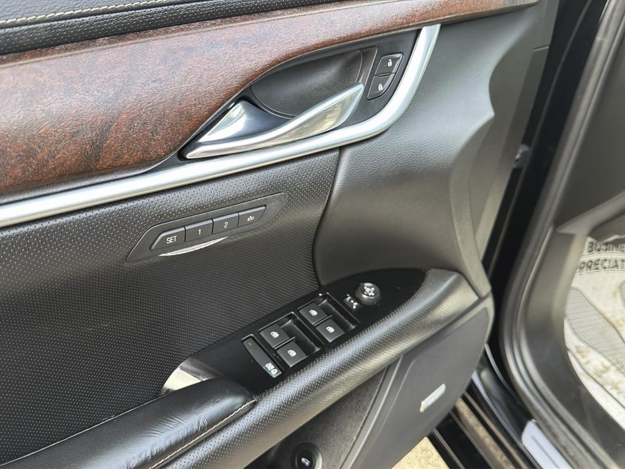 Cadillac XTS 4dr Sdn Luxury FWD 2019