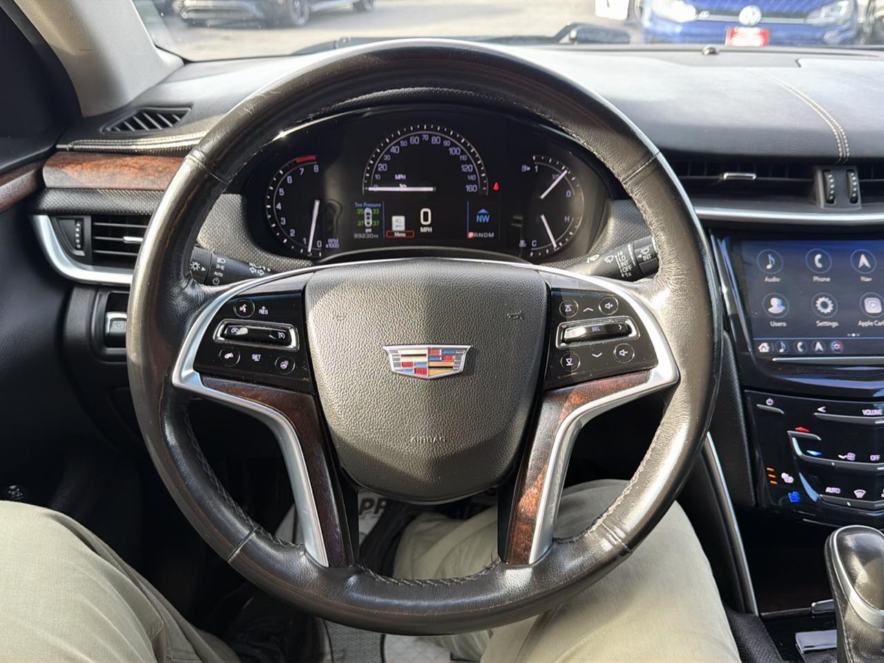 Cadillac XTS 4dr Sdn Luxury FWD 2019