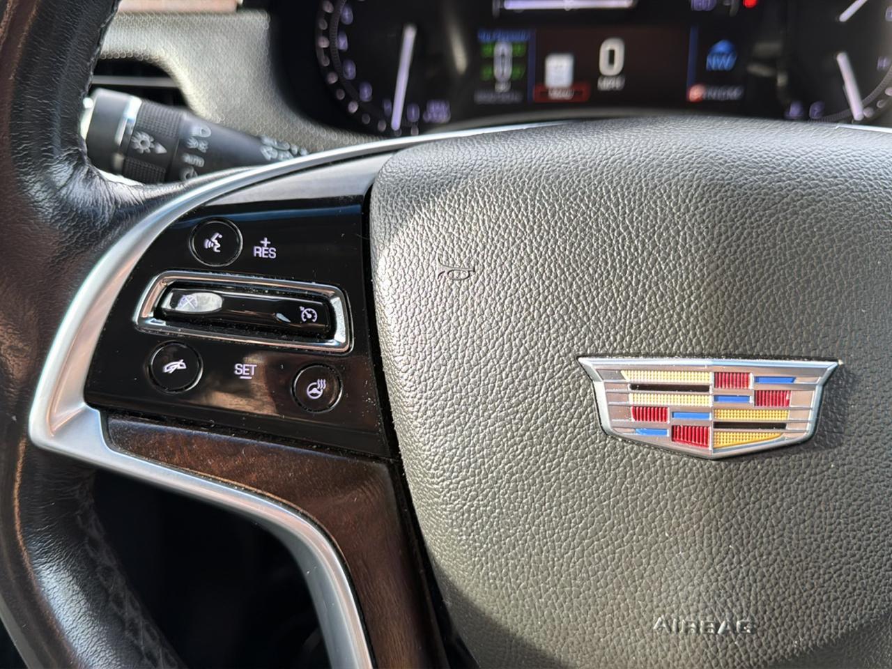 Cadillac XTS 4dr Sdn Luxury FWD 2019