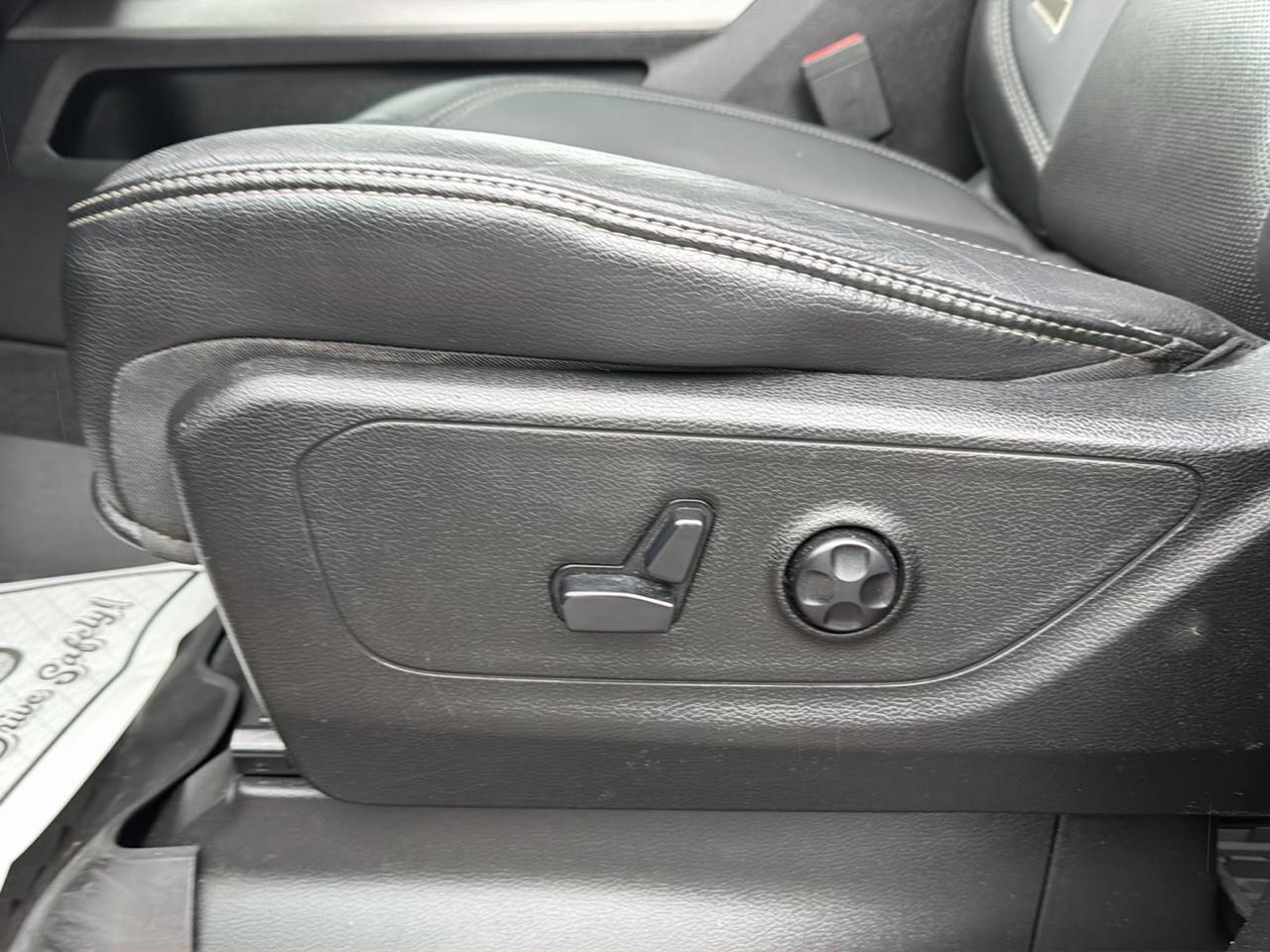RAM 1500 Rebel 4x4 Crew Cab 5'7" Box 2021