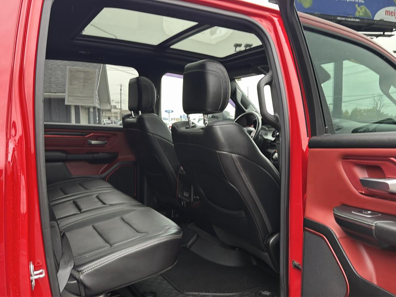 RAM 1500 Rebel 4x4 Crew Cab 5'7" Box 2021
