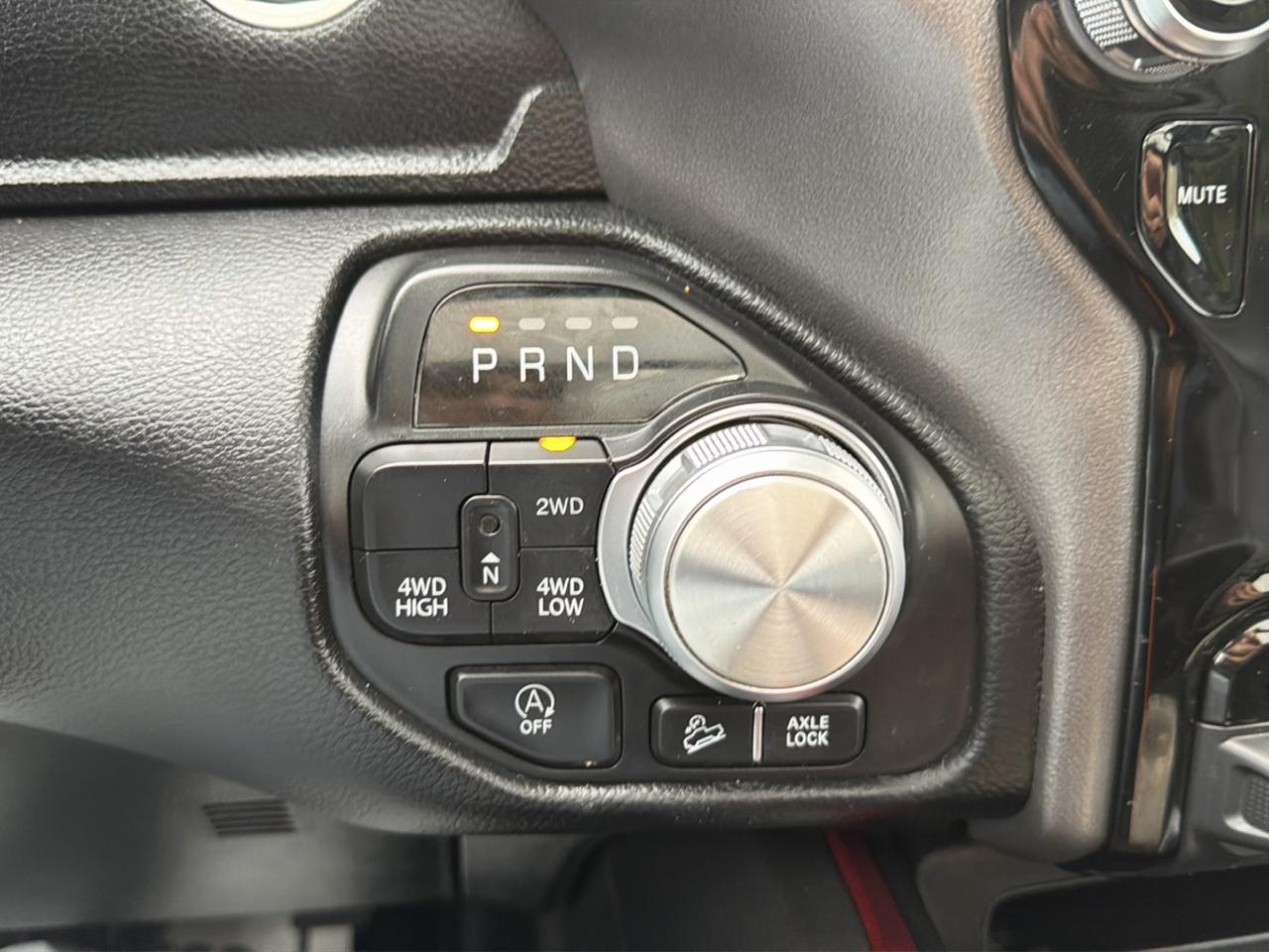 RAM 1500 Rebel 4x4 Crew Cab 5'7" Box 2021