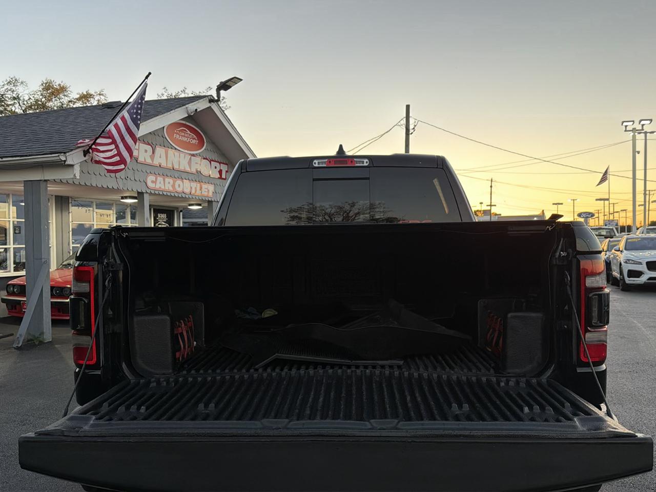 RAM 1500 Rebel 4x4 Crew Cab 5'7" Box 2021
