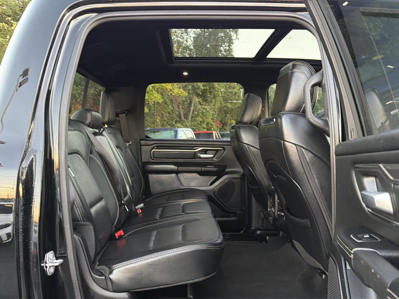 RAM 1500 Rebel 4x4 Crew Cab 5'7" Box 2021