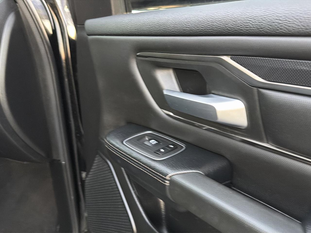 RAM 1500 Rebel 4x4 Crew Cab 5'7" Box 2021