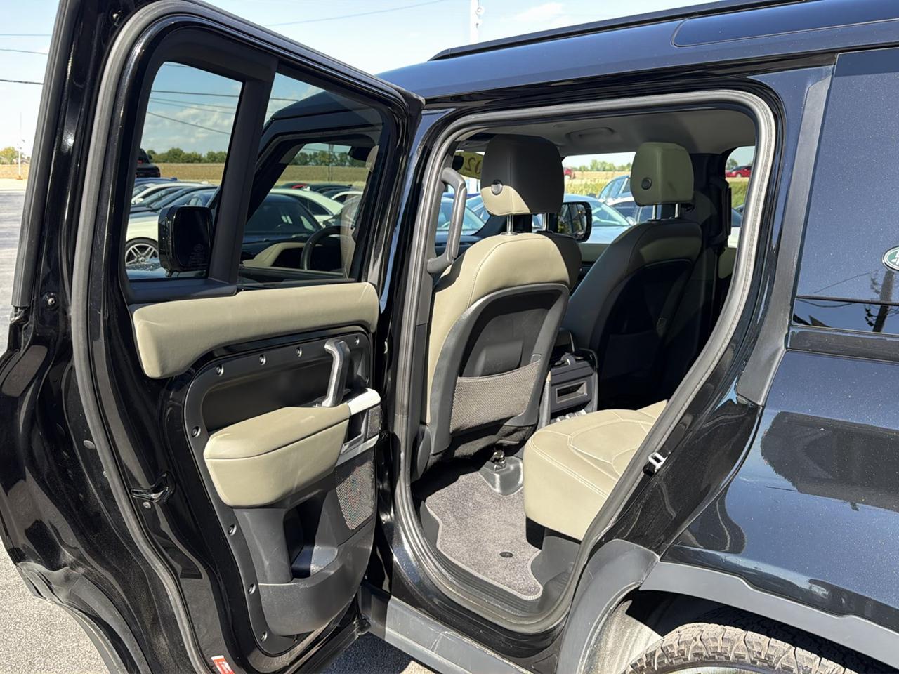 Land Rover Defender 110 P300 S 2024