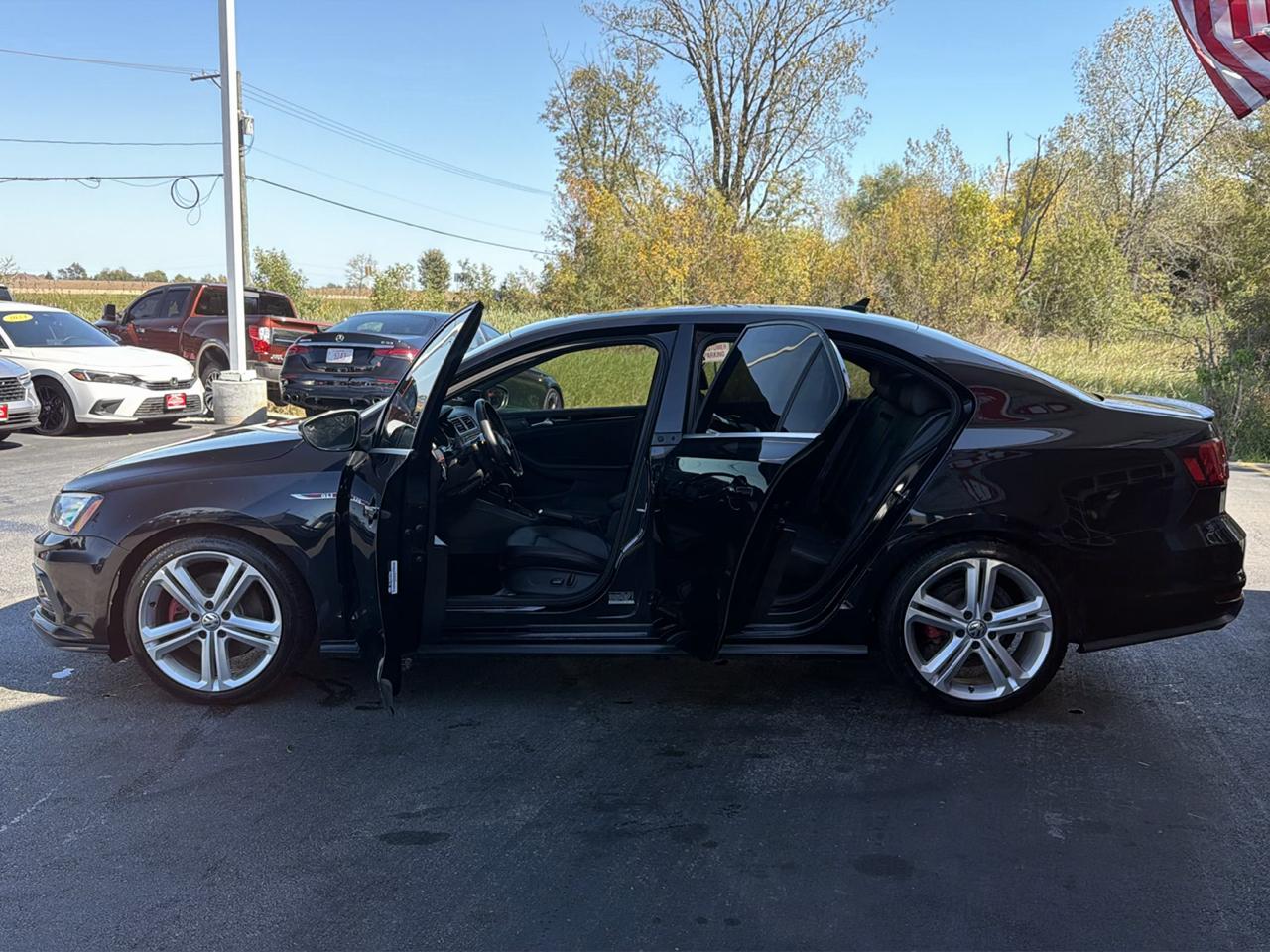 Volkswagen Jetta Sedan 4dr Auto 2.0T GLI SE 2016