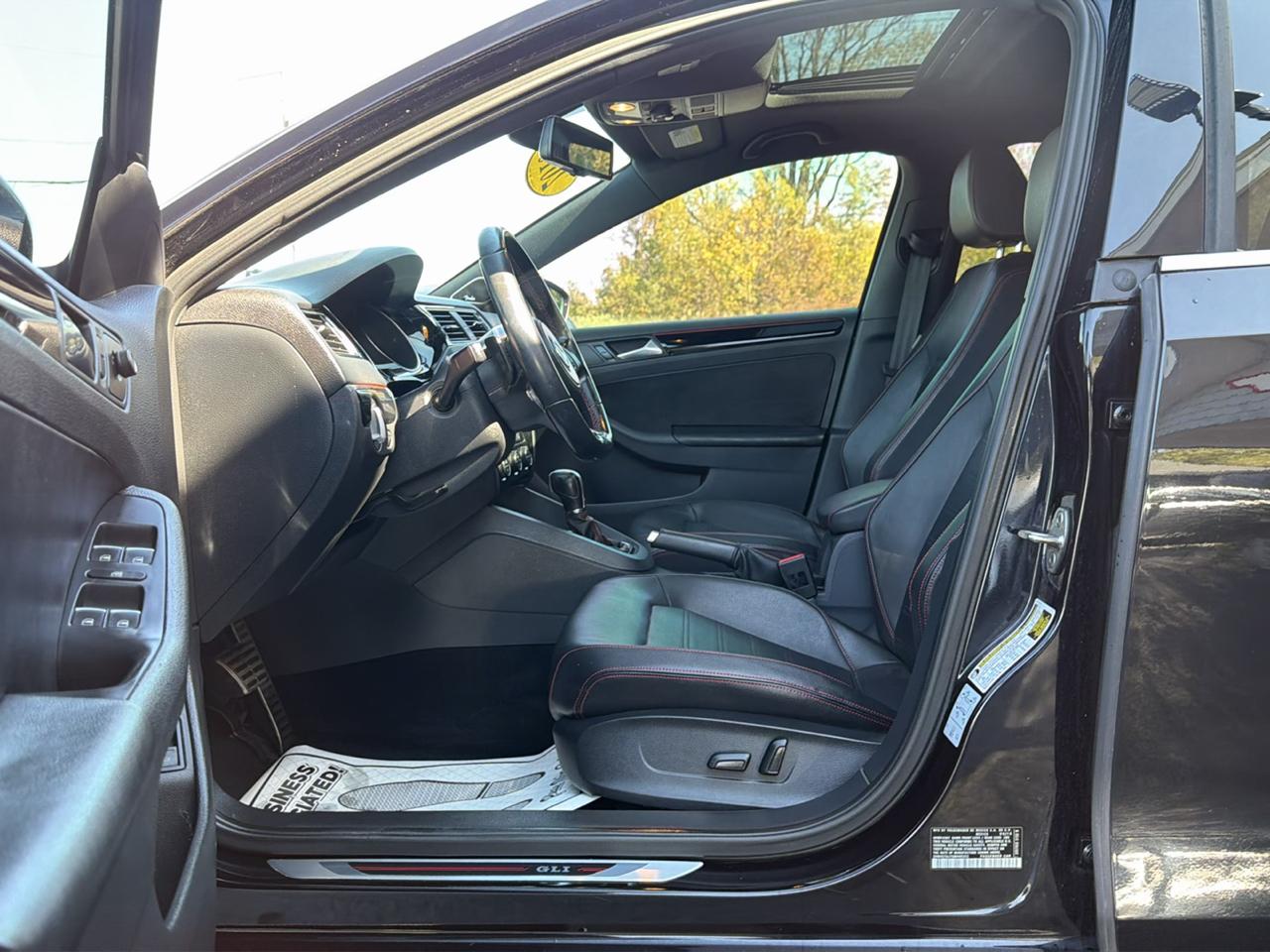Volkswagen Jetta Sedan 4dr Auto 2.0T GLI SE 2016
