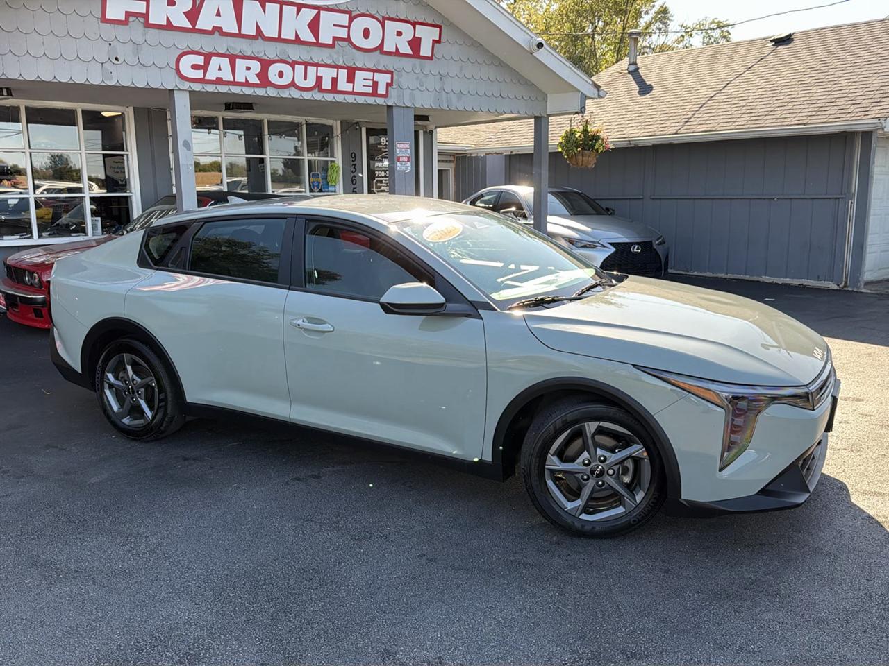 Kia K4 LXS FWD 2025