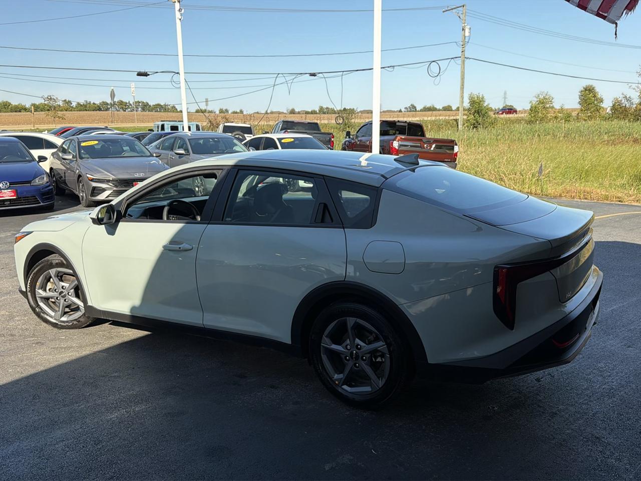 Kia K4 LXS FWD 2025