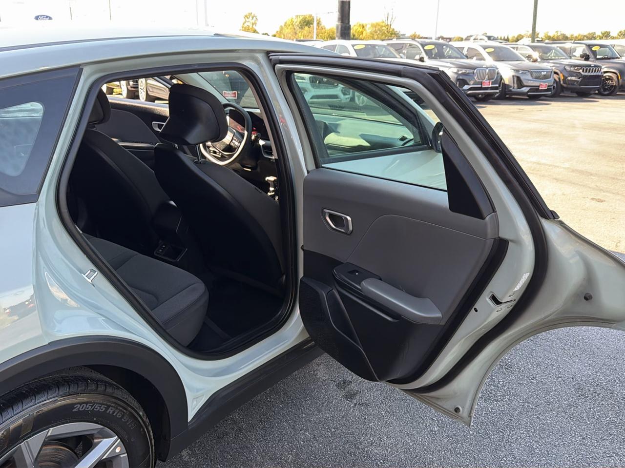 Kia K4 LXS FWD 2025