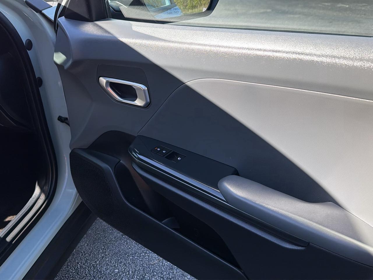Kia K4 LXS FWD 2025