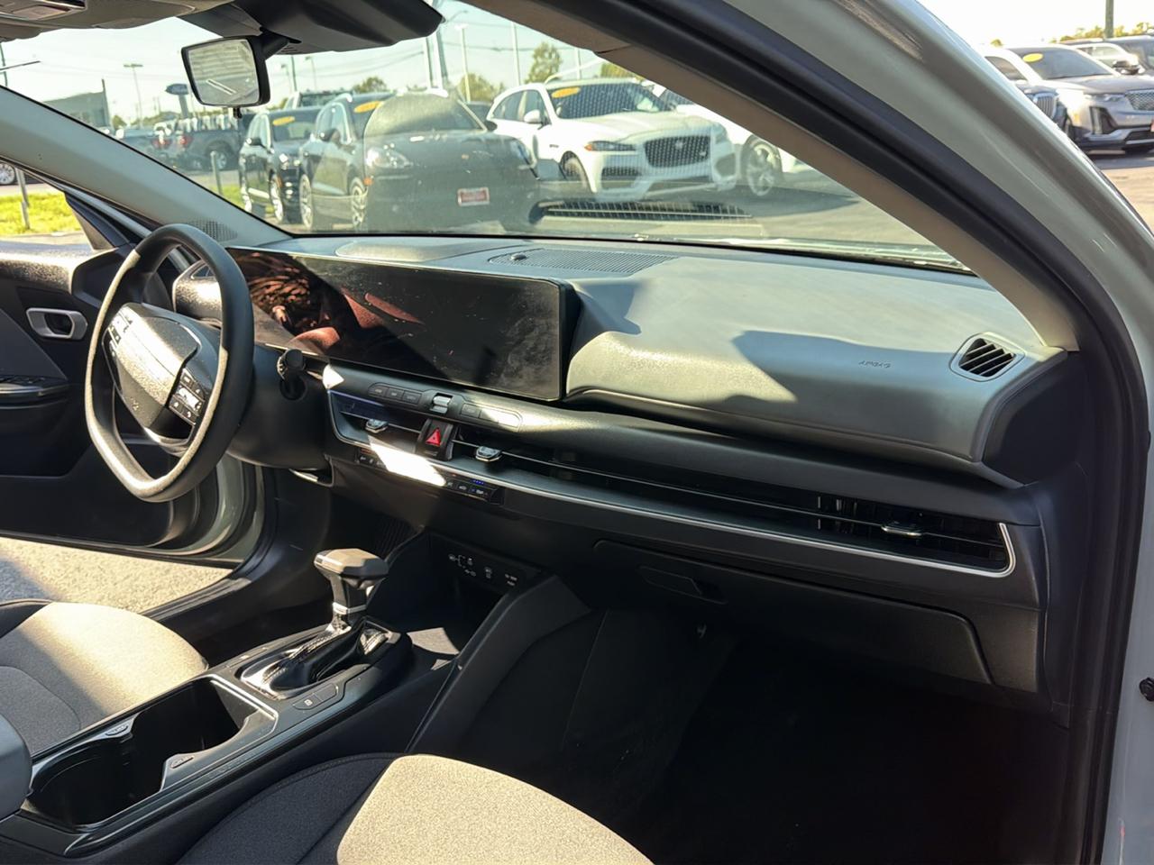 Kia K4 LXS FWD 2025