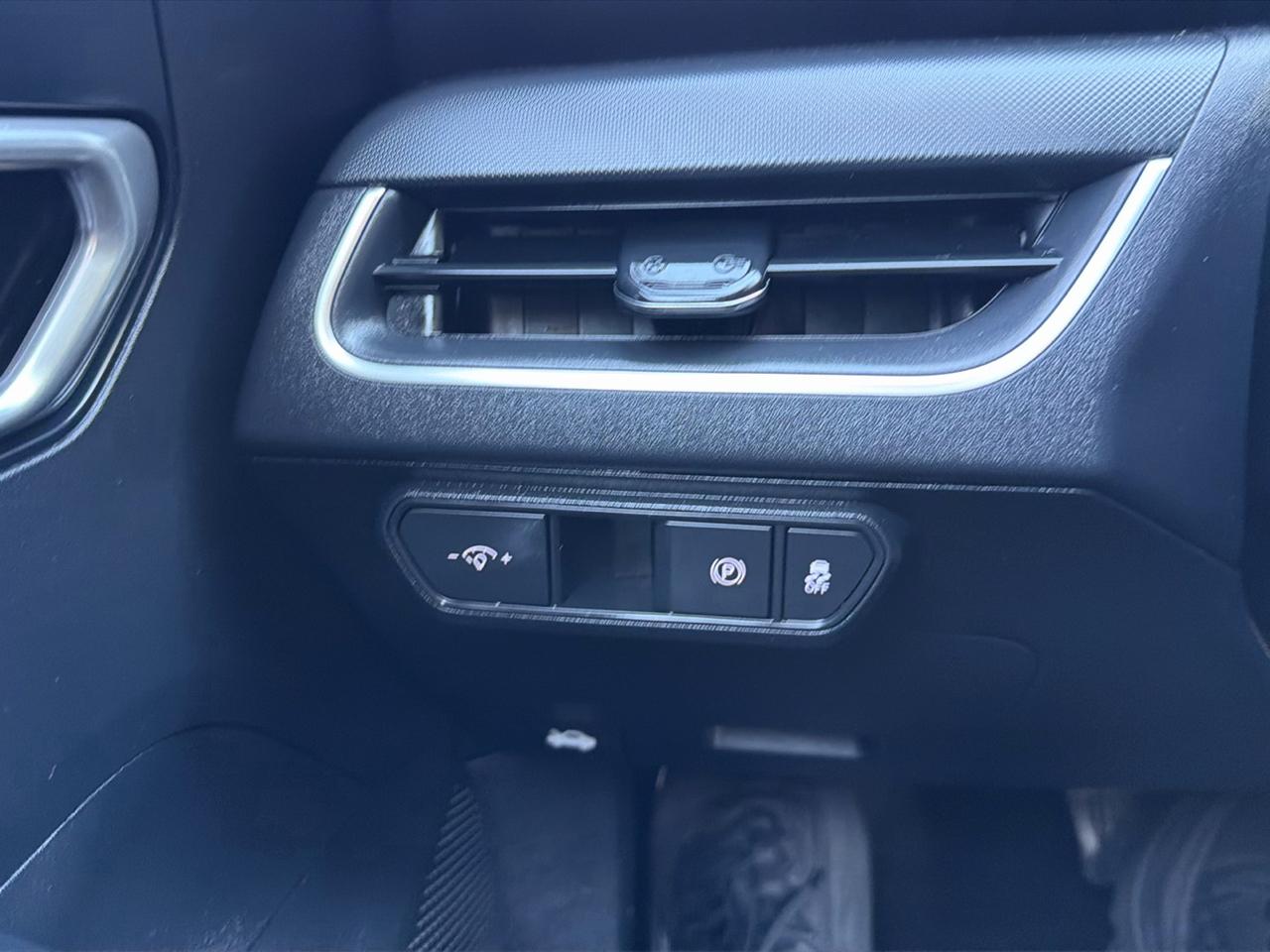 Kia K4 LXS FWD 2025